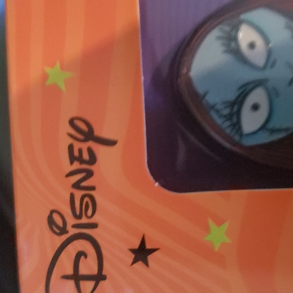 Disney The Night Before Christmas 4pc Metal Pin Set. NIB - Picture 3 of 9